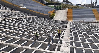 Atlama kulelerinin pisti ahşap zemine çevriliyor