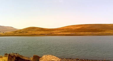 Baraj kuraklık ve çevre kirliliği tehdidi altında