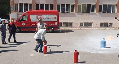 Çalışanlara yangın bilgilendirmesi