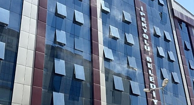 Eylem yapan işçilerin dikkati faciayı önledi