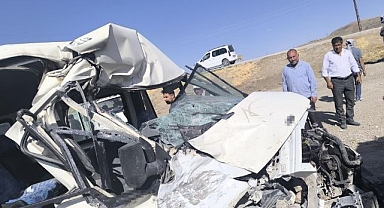 Feci kazada kağıt gibi ezildi