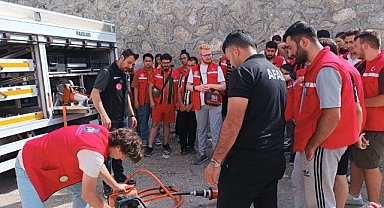 Gönüllülere afet farkındalık eğitimi