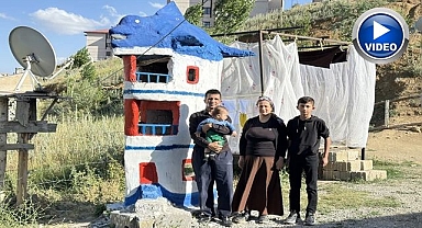 Görenleri şaşırtan maket!