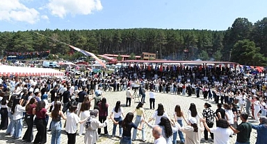 Şenkaya'da bal gibi festival