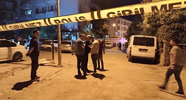 İki grup birbirine girdi! Çıkan kavgada silahlar çekildi