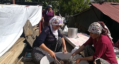 Kazanlar pestil için kaynıyor
