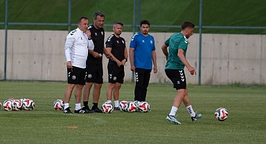 Konyaspor, yeni sezona takımın yapısını koruyarak girecek