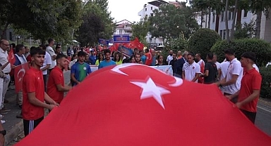 Kortejli, halaylı rafting şampiyonası açılışı