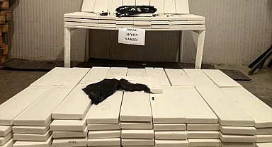 Mermer blokların arasına gizlenmiş halde bulundu