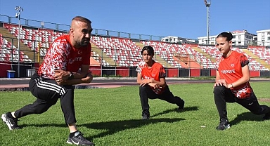 Milli atletlerin hedefi Romanya'dan altın madalyayla dönmek