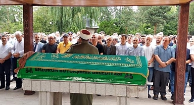 Prof. Dr. Ahmet Berhan Yılmaz'dan anneye son görev