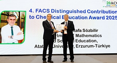 Prof. Dr. Sözbilir’e uluslararası kimya eğitim ödülü