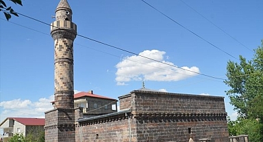 Restore edilen tarihi cami yeniden ibadete açılacak