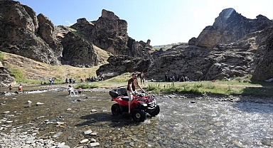 Sıcaktan bunalanlar buraya akın ediyor