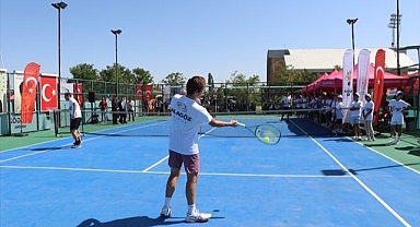 Tenis Turnuvasına 54 şehirden 210 sporcu katılacak