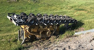 TIR'dan ayrılan dorse araziye uçtu