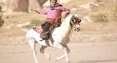 Türk'ün atla yazdığı tarih canlandı
