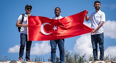 Türkçeyi eğlenceli etkinliklerle öğreniyorlar