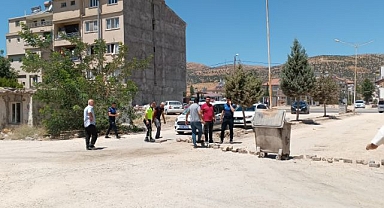 Vatandaşlardan tozlu yol eylemi