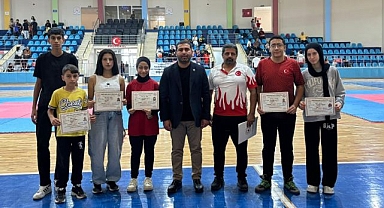 Wushu Kung Fu sporcuları büyük başarıya imza attı