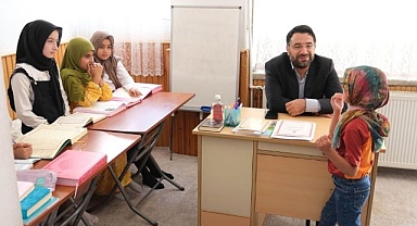 Yaz Kur'an kursları devam ediyor