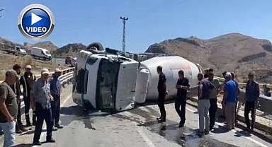 Beton mikseri devrildi: 1 yaralı