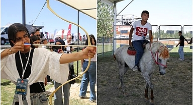 Çocuklar ok atıp ata binerek atalarının kültürünü öğreniyor