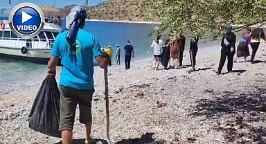 Doğaseverler çöp topladı