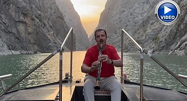 Dünyanın ikinci büyük kanyonunda klarnet resitali