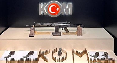 Evden adeta cephanelik çıktı!