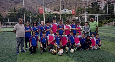 İlçede halı saha turnuvası düzenlendi