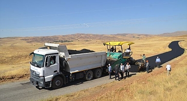 Köy yolları asfalta kavuşuyor