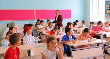 Kur'an kursu öğrencileri bilgide yarıştı