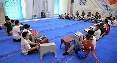 Kur'an kursu öğrencilerine ödül