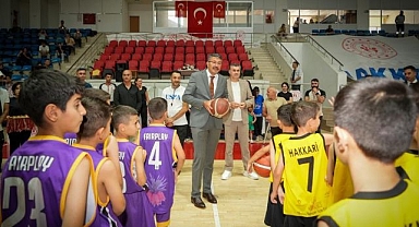 Potanın genç yıldızları madalyalarını aldı