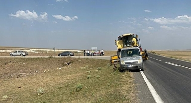 Trafik kazası maddi hasarla sonuçlandı
