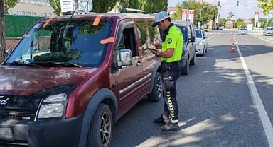Trafik kontrolleri hız kesmeden sürüyor