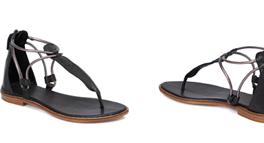 Yazın Özgürlük Hissi Ayağınızda: Sandaletlerin Hafifliği