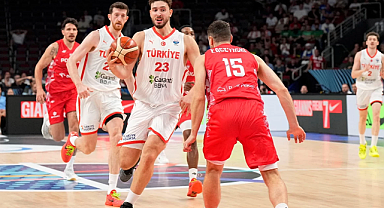 12 Dev Adam 24 yıl sonra yarı finalde