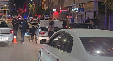 Aranan 11 kişi kıskıvrak yakalandı