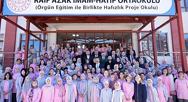 Bakan Tekin’den Erzurum’da sürpriz okul ziyareti