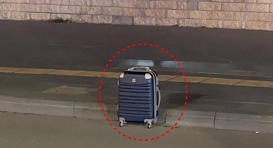 Cadde üzerinde şüpheli çanta paniği!