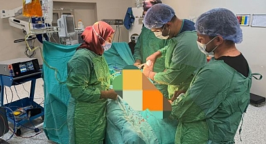 Çift taraflı protezile hastanın ağrıları giderildi