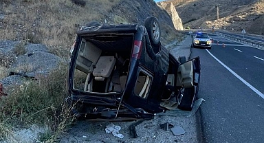 Devrilen araç yürekleri ağza getirdi