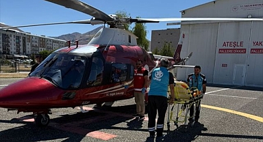 Erzurum'da ambulans helikopter kalp krizi geçiren hasta için havalandı
