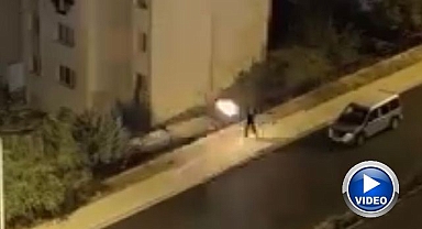 Eve pompalı tüfekli saldırı anı kamerada