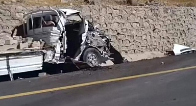 Freni boşalan tır dehşet saçtı!