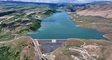 Hınıs Başköy Barajında çalışmalar tam gaz 