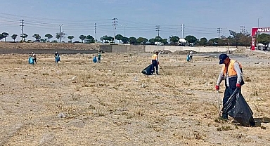 Kent genelinde temizlik çalışmaları sürüyor