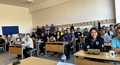 Ögrenciler polislik mesleğini tanıdı